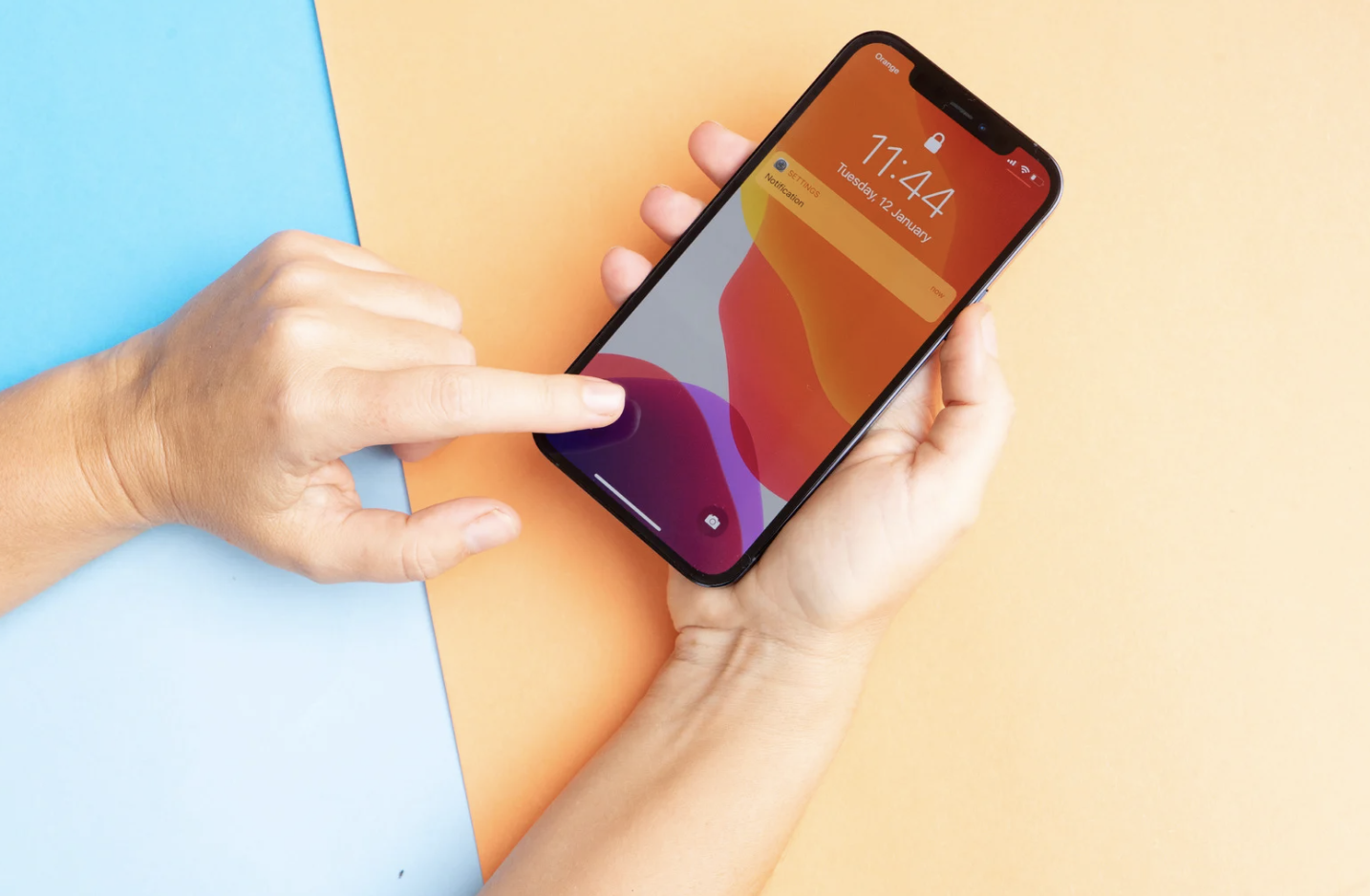 Iphone ou android : lequel offre le meilleur rapport qualité prix